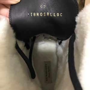 Sheared Lines Check Burberry Boots(Mens, US 9,42UK